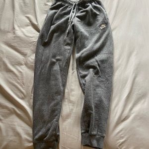 NIKE HEATHER GRAY FLEECE JOGGERS- Normally $60!
